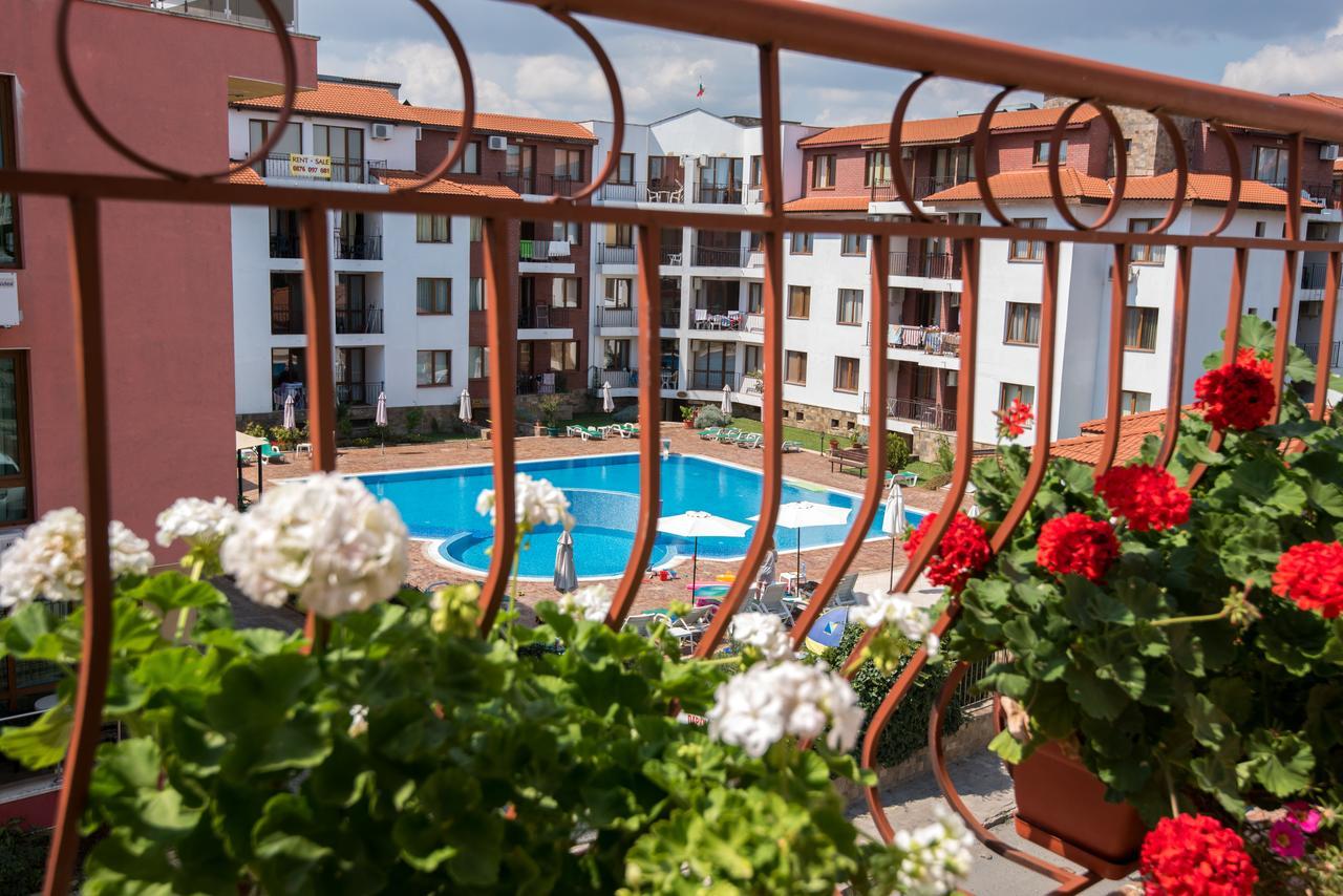 Complex Apolon Appartement Nesebar Buitenkant foto