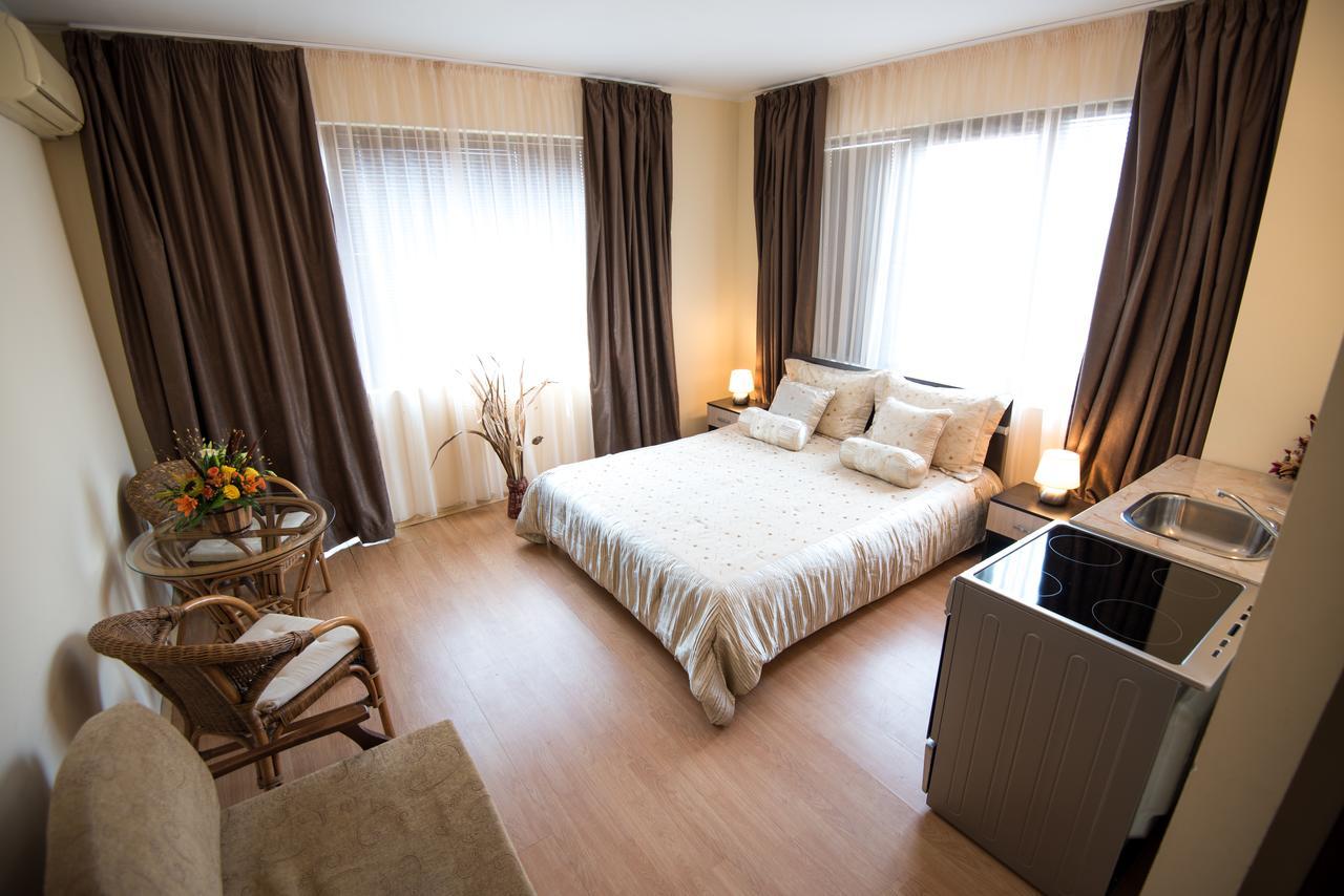 Complex Apolon Appartement Nesebar Buitenkant foto