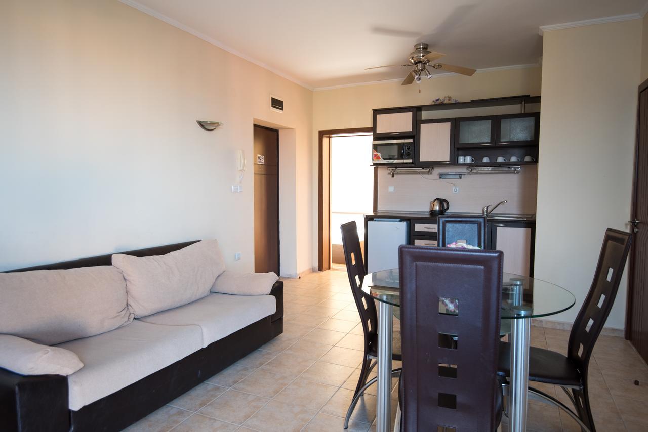 Complex Apolon Appartement Nesebar Buitenkant foto