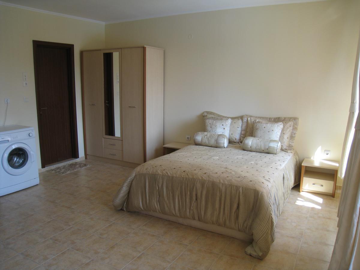 Complex Apolon Appartement Nesebar Buitenkant foto