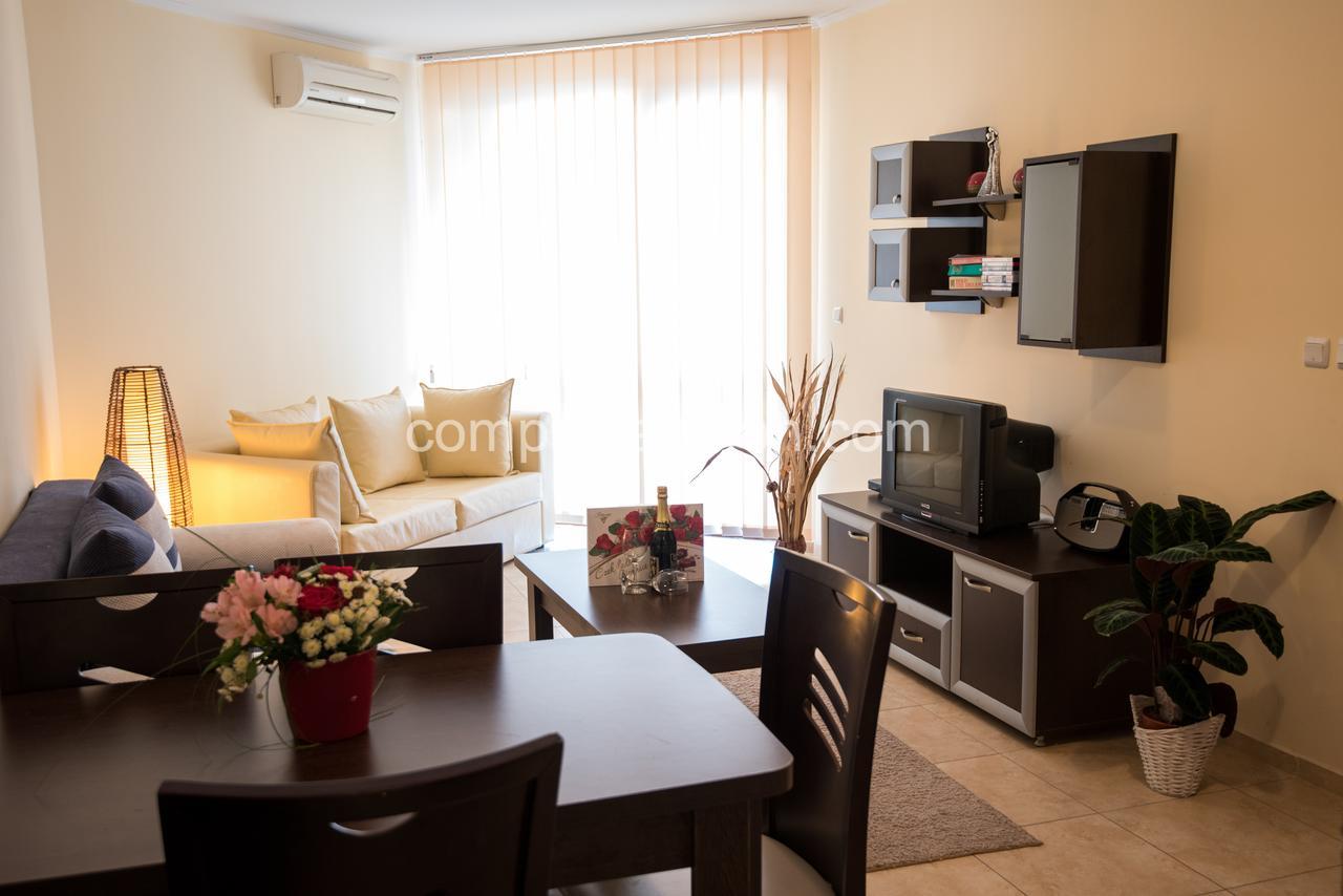 Complex Apolon Appartement Nesebar Buitenkant foto