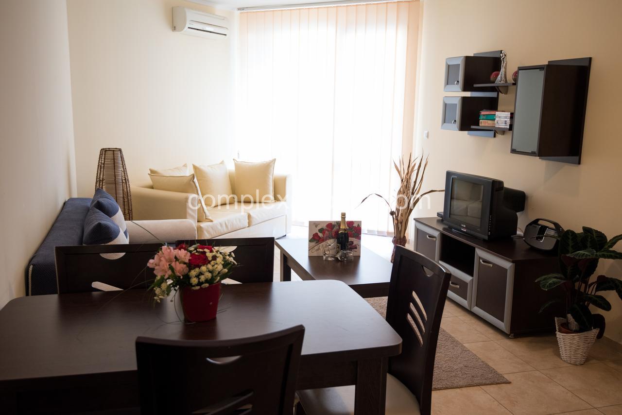 Complex Apolon Appartement Nesebar Buitenkant foto