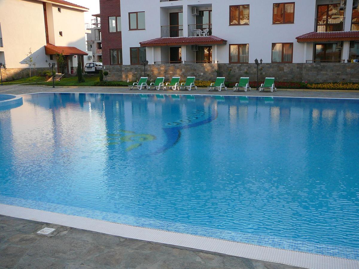 Complex Apolon Appartement Nesebar Buitenkant foto